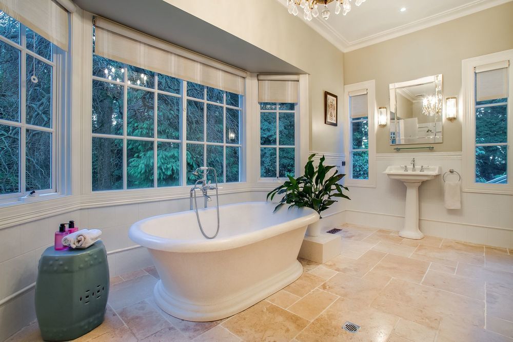 Villa Moulton Park Estate - *